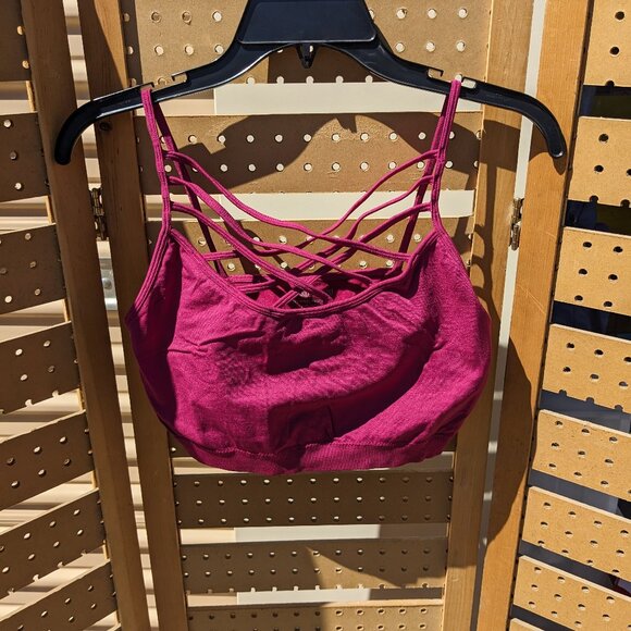 Zenana Outfitters Other - Zenana Outfitters Criss-Cross Straps Sports Bra Sz 1X/2X